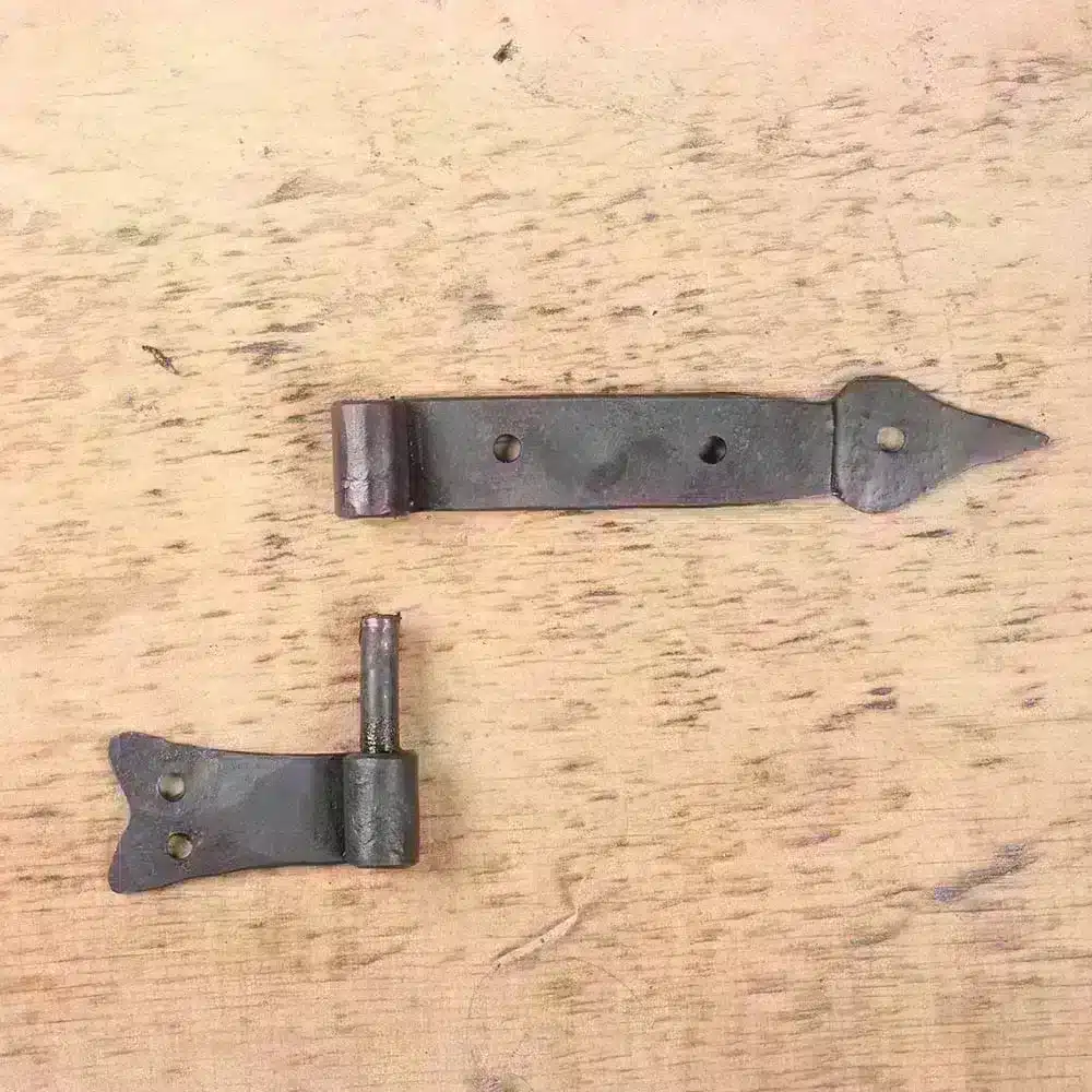 penture forgé à la main