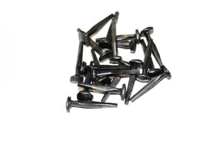 (1/2 lbs) Clous carrés à tête martelé 1''