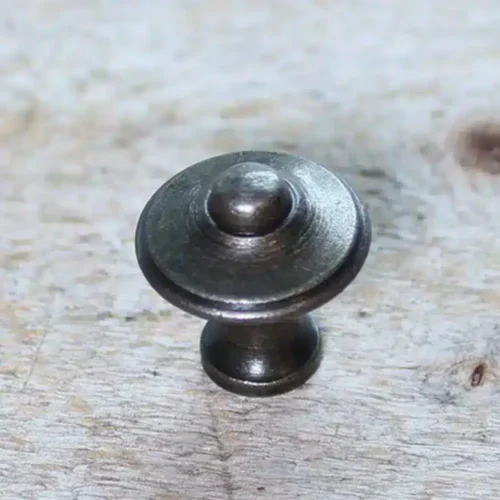 Bouton Contemporain Vieux Fer