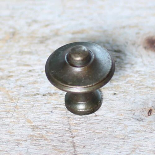 Bouton contemporain Vieux Laiton