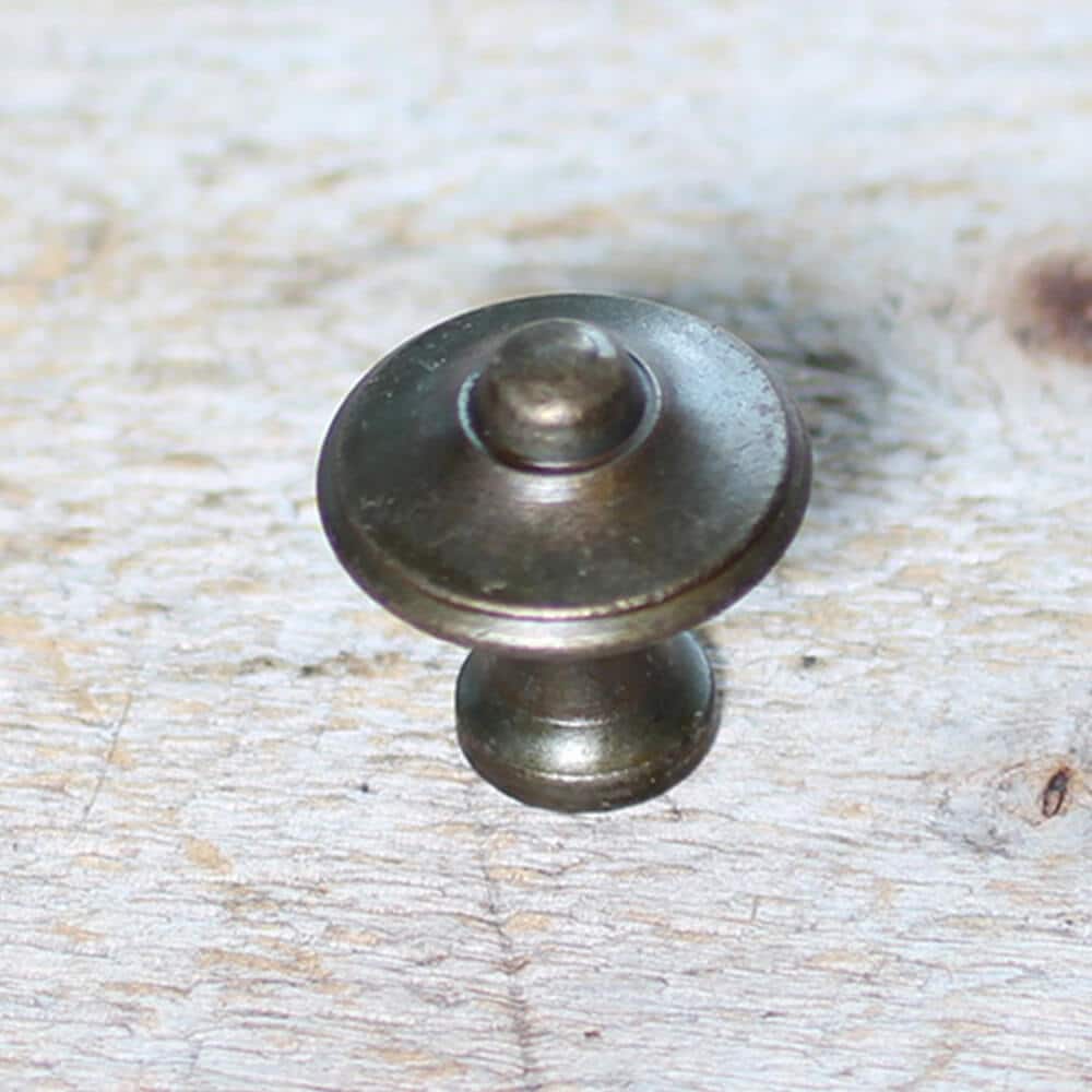 Bouton contemporain Vieux Laiton