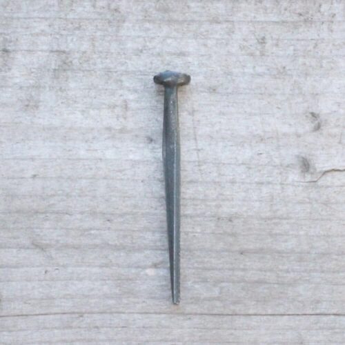 (1 lbs) Clous à tête martelé 2"1/2