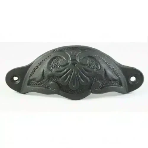 Coquille de style victorien noire