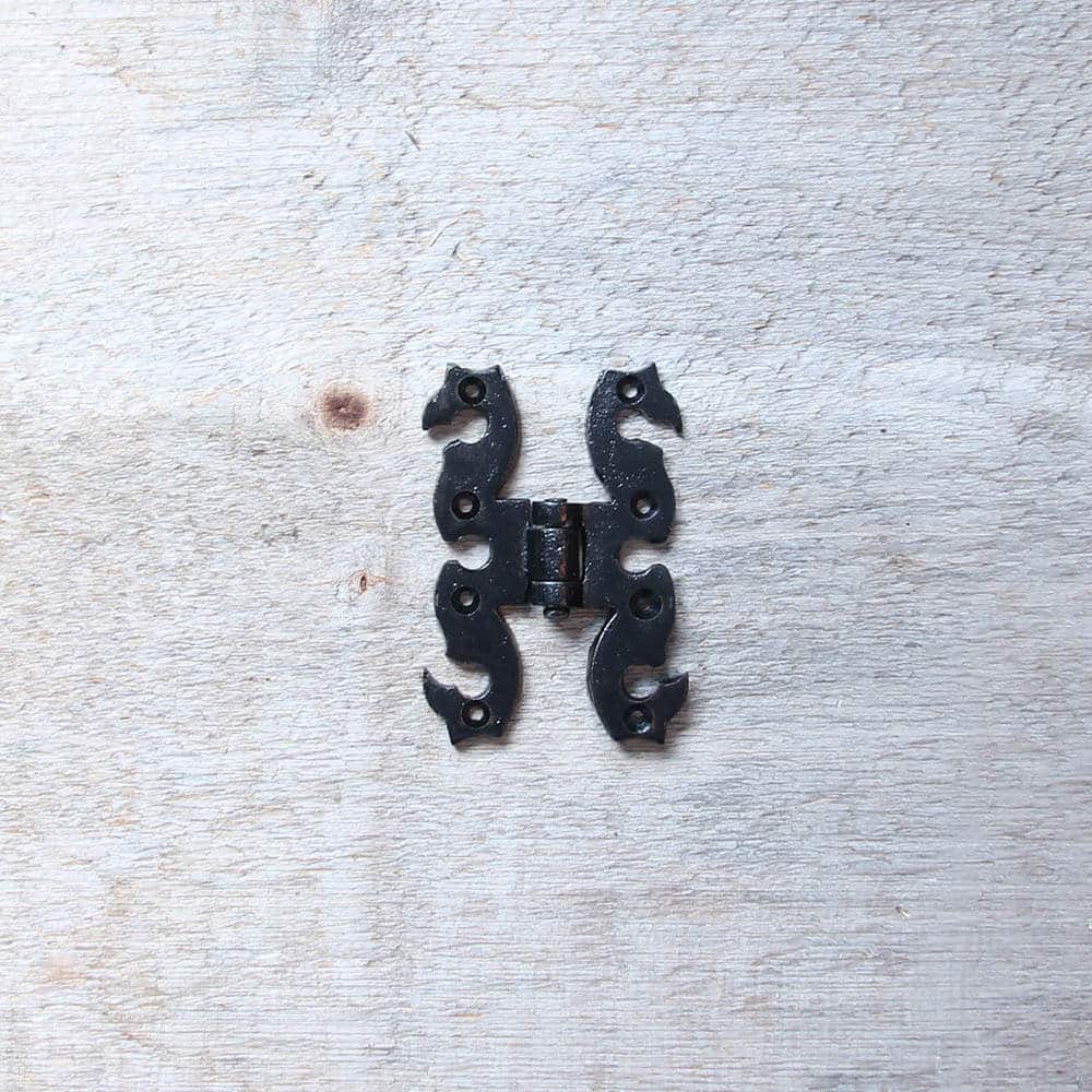 Cast iron scroll hinge Medium