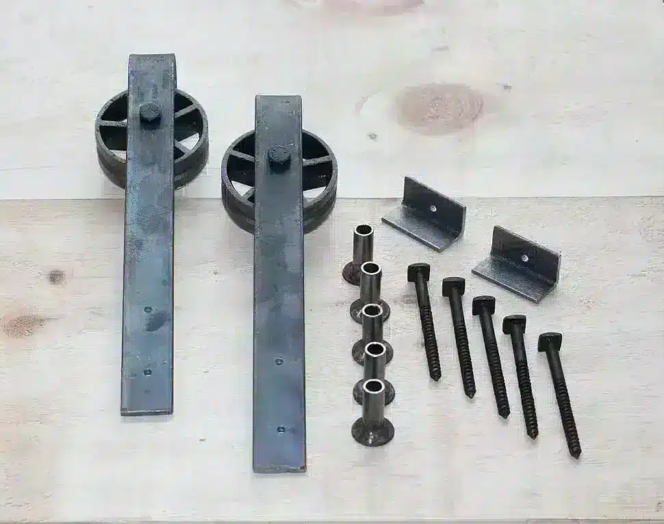 Quincaillerie de porte de type industriel sans rail